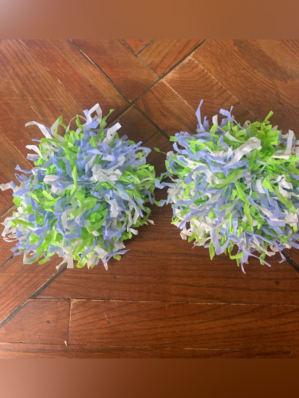 American Girl Campus Cheer Pom Poms
